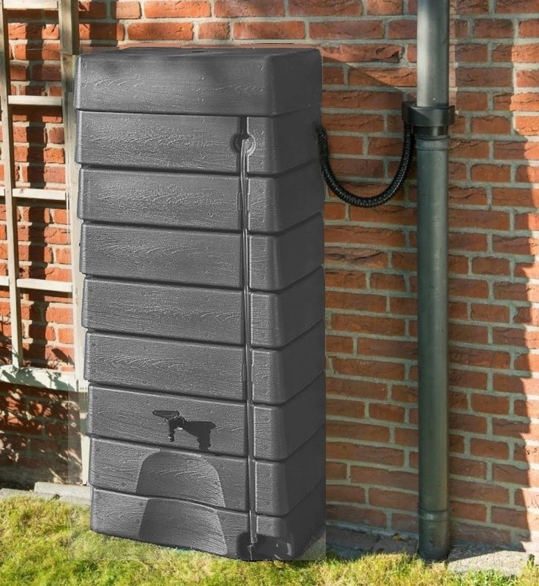 Garden Muurtank Regenton Antraciet 320l - ThuisTuinieren.nl 3 Garden Muurtank Regenton Antraciet 320l - ThuisTuinieren.nl - Afbeelding 3