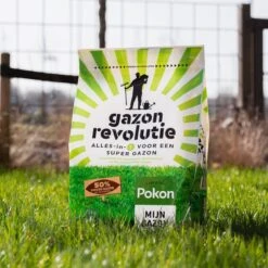 Pokon Gazon Revolutie - 7,5kg - Gazonmest / Graszaad / Bodemverbeteraar - Geschikt Voor 150m² - Binnen 15 Dagen Resultaat 9 Pokon Gazon Revolutie - 7,5kg - Gazonmest / Graszaad / Bodemverbeteraar - Geschikt Voor 150m² - Binnen 15 Dagen Resultaat -Beroemde Tuinonderhouds Winkel 1198x1200 3