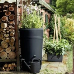Elho Green Basics Regenton - Regenton - Living Black - Buiten - 200 Liter -Beroemde Tuinonderhouds Winkel 1198x1200 4