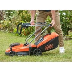 Black & Decker BLACK+DECKER BCMW3318N-XJ Grasmaaier - 18V - 33cm - Excl. Accu & Lader 24 Black & Decker BLACK+DECKER BCMW3318N-XJ Grasmaaier - 18V - 33cm - Excl. Accu & Lader -Beroemde Tuinonderhouds Winkel 1200x1200 300