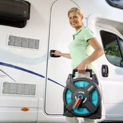 GARDENA - Classic Slangenbox - Compleet Slanghouder - 15 Meter Slang -Beroemde Tuinonderhouds Winkel 1200x1200 380