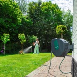 VONROC Automatische Slanghaspel – Incl. 25m Tuinslang, Aansluitslang, Spuitstuk, Koppelingen & Kraanaansluiting -Beroemde Tuinonderhouds Winkel 1200x1200 462