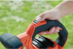 Black & Decker BLACK+DECKER BEBLV300SB-QS Bladblazer - 404 Km/u - 3000W - Zuig-/blaasfunctie - Gesnoerd 15 Black & Decker BLACK+DECKER BEBLV300SB-QS Bladblazer - 404 Km/u - 3000W - Zuig-/blaasfunctie - Gesnoerd -Beroemde Tuinonderhouds Winkel 1200x808 1