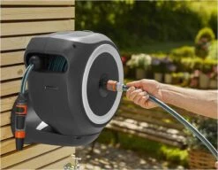 GARDENA - Wandslangenbox RollUp S - Slanghouder - 15 Meter - Ø 11 Mm -Beroemde Tuinonderhouds Winkel 1200x932