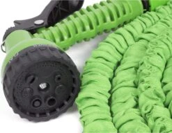 Benson - Tuinslang - Fexibel - 10 Meter - Tuinslang Met Koppeling - Spuitpistool - Groen -Beroemde Tuinonderhouds Winkel 1200x934