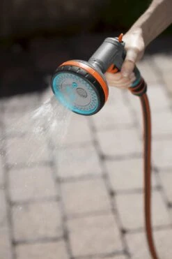 GARDENA - Comfort Broeskop - 5 Straalsoorten - Grijs -Beroemde Tuinonderhouds Winkel 800x1200 22